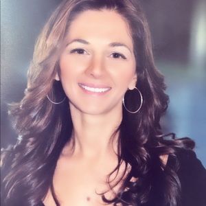 Meet your Posher, Ani